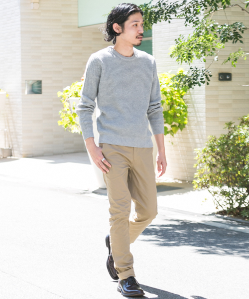 URBAN RESEARCH ROSSO MEN（アーバンリサーチロッソメン）の「スリムストレッチチノパンツ（チノパンツ・メンズ・ベージュ/ネイビー/グレー/ブラック・M/S/L/XL）」の5枚目の写真