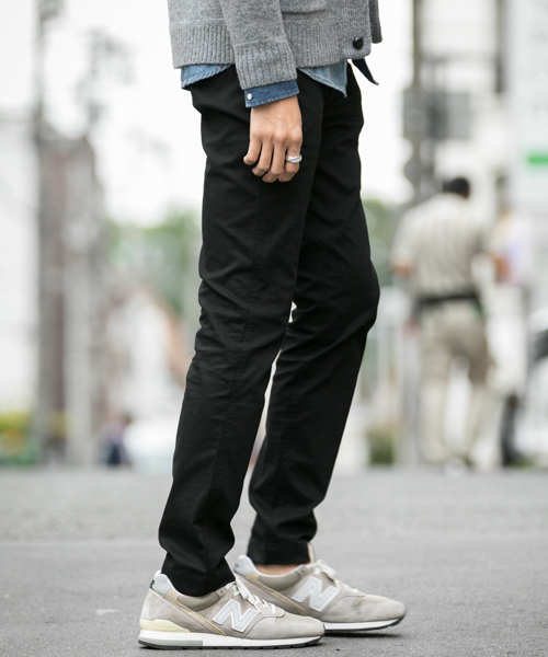 URBAN RESEARCH ROSSO MEN（アーバンリサーチロッソメン）の「スリムストレッチチノパンツ（チノパンツ・メンズ・ベージュ/ネイビー/グレー/ブラック・M/S/L/XL）」の8枚目の写真
