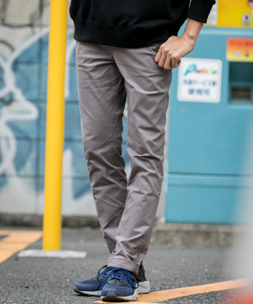 URBAN RESEARCH ROSSO MEN（アーバンリサーチロッソメン）の「スリムストレッチチノパンツ（チノパンツ・メンズ・ベージュ/ネイビー/グレー/ブラック・M/S/L/XL）」の11枚目の写真
