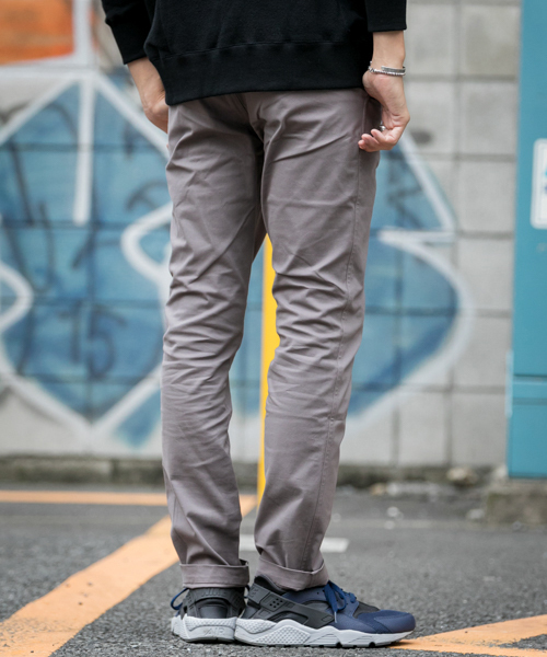 URBAN RESEARCH ROSSO MEN（アーバンリサーチロッソメン）の「スリムストレッチチノパンツ（チノパンツ・メンズ・ベージュ/ネイビー/グレー/ブラック・M/S/L/XL）」の10枚目の写真