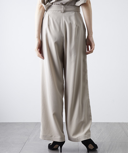 STUDIOUS（ステュディオス）の「ピーチセミワイドベルトパンツ（その他パンツ・レディース・ベージュ/ネイビー/バーガンディー・1/0）」の17枚目の写真