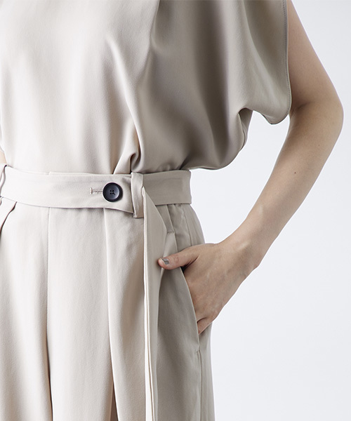 STUDIOUS（ステュディオス）の「ピーチセミワイドベルトパンツ（その他パンツ・レディース・ベージュ/ネイビー/バーガンディー・1/0）」の15枚目の写真