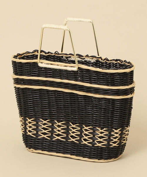 BEAUTY&YOUTH UNITED ARROWS(ビューティーアンドユースユナイテッドアローズ)の「<Le Vernis>∴メタルハンドルトートバッグ o(トートバッグ・レディース・ブラック/ベージュ・FREE)」の8枚目の写真