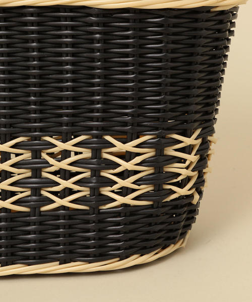 BEAUTY&YOUTH UNITED ARROWS(ビューティーアンドユースユナイテッドアローズ)の「<Le Vernis>∴メタルハンドルトートバッグ o(トートバッグ・レディース・ブラック/ベージュ・FREE)」の12枚目の写真