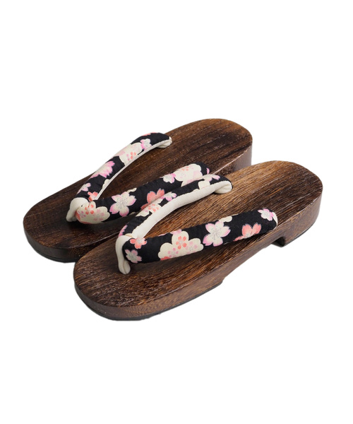 Grandeir(グランディール)の「浴衣3点セット 椿 レトロ花柄 クリーム 白 変織り生地【浴衣本体・作り帯・下駄】(浴衣・レディース・ホワイト・ONE SIZE)」の11枚目の写真