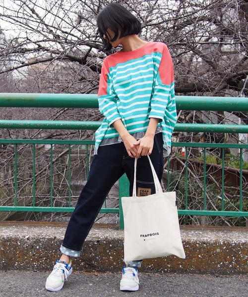 FRAPBOIS（フラボア）の「ロゴトート（トートバッグ・レディース・ブラック/キナリ・FREE）」の21枚目の写真