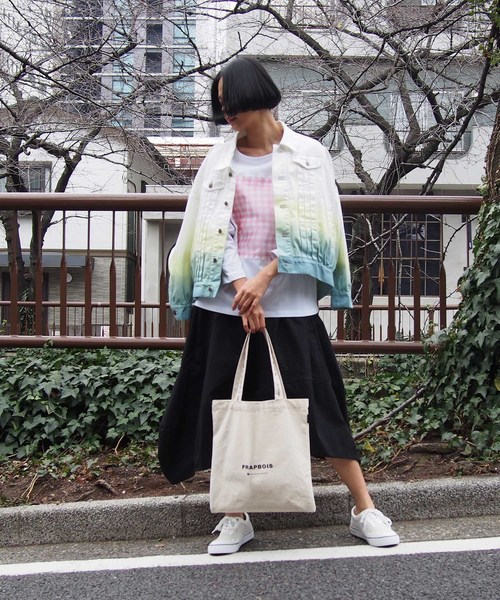 FRAPBOIS（フラボア）の「ロゴトート（トートバッグ・レディース・ブラック/キナリ・FREE）」の13枚目の写真