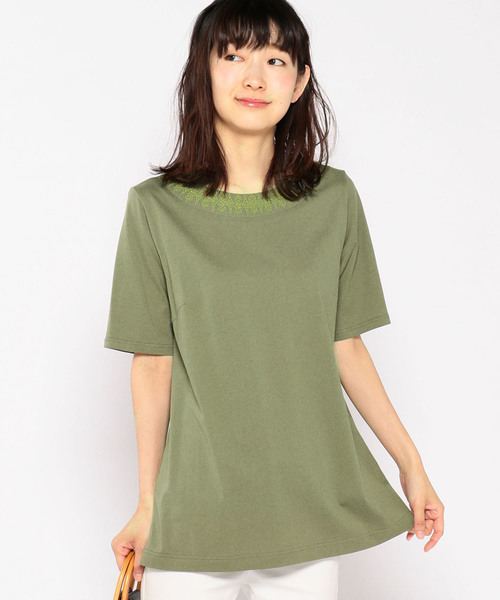DECOY SINCE 1981(デコイシンスイチキュウハチイチ)の「【ひやさらコットンシリーズ】刺しゅうチュニック(Tシャツ/カットソー・レディース・ホワイト/ネイビー/カーキ・L size/LL/M size)」の2枚目の写真