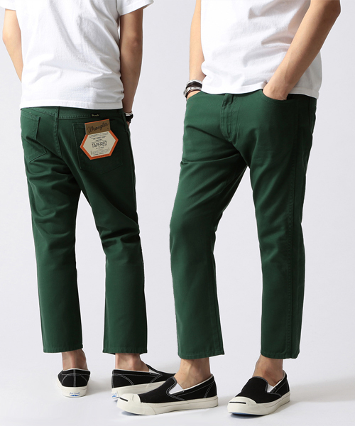 BEAMS(ビームス)の「○wrangler×BEAMS / 別注 カラー クロップドパンツ(その他パンツ・メンズ・グリーン/ブルー/ピンク・29/31/33)」の1枚目の写真