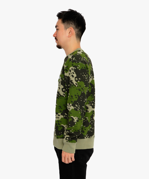 XLARGE(エクストララージ)の「DESERT CAMO CREWNECK(スウェット・メンズ・ベージュ/オリーブ・SMALL/X-LARGE/MEDIUM/LARGE)」の3枚目の写真