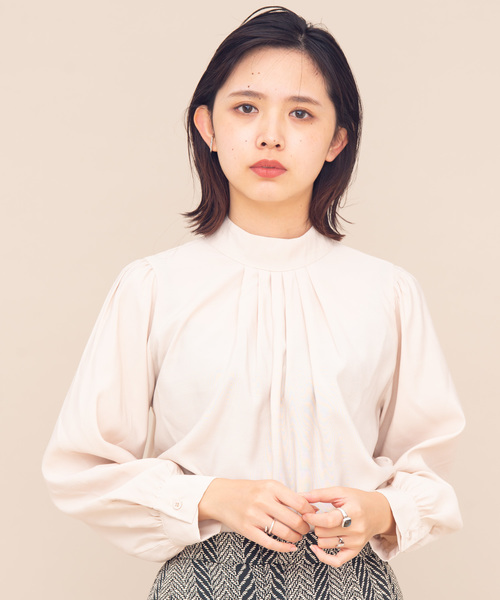 Aunt Marie's（アントマリーズ）の「AUNT MARIE'S タックハイネックブラウス（シャツ/ブラウス・レディース・ブラック/ベージュ/ナチュラル・FREE）」の14枚目の写真