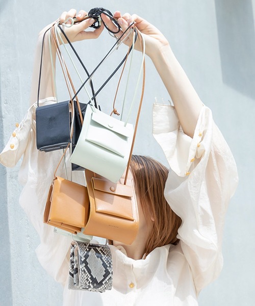 MARROW（マロウ）の「【MARROW(マロー)】ストリングポーチショルダーバッグ　MA-AC0103（ショルダーバッグ・レディース・ブラック/ベージュ/オリーブ/ワインレッド・FREE）」の3枚目の写真