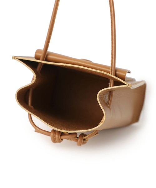 MARROW（マロウ）の「【MARROW(マロー)】ストリングポーチショルダーバッグ　MA-AC0103（ショルダーバッグ・レディース・ブラック/ベージュ/オリーブ/ワインレッド・FREE）」の17枚目の写真