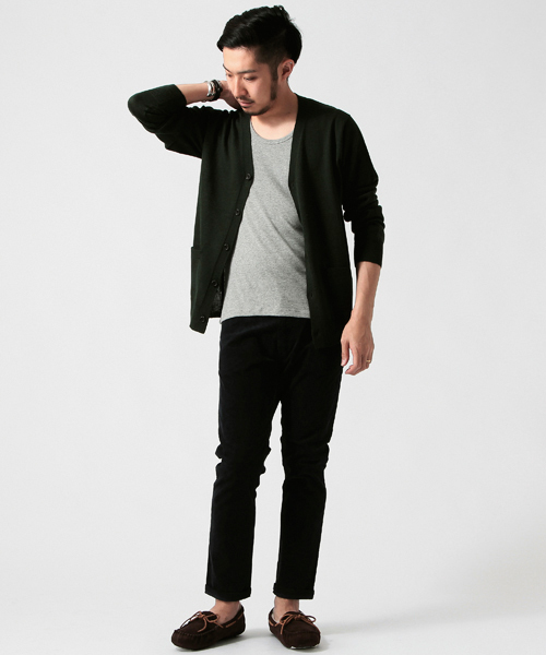 BEAMS（ビームス）の「◎BEAMS / アクリル Vネックカーディガン（カーディガン/ボレロ・メンズ・ネイビー/グリーン/ワイン/ブラック・LARGE/MEDIUM/SMALL）」の13枚目の写真