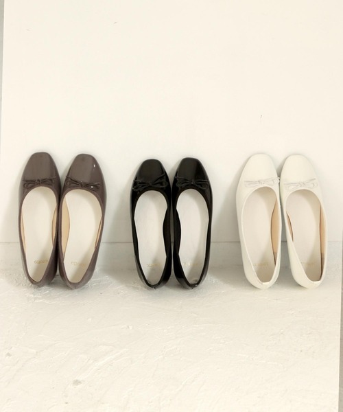 SOROTTO（ソロット）の「【晴雨兼用】スクエアトゥバレエシューズ レインパンプス（レインシューズ・レディース・グレー/ホワイト/マスタード/レッド/ブラウン/ブラック・23.0cm/23.5cm/24.0cm/24.5cm/25.0cm/25.5cm/22.0cm/22.5cm）」の9枚目の写真