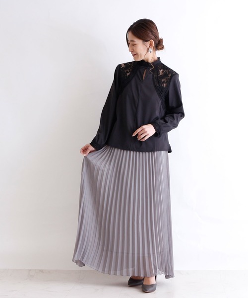 Sawa a la mode（サワアラモード）の「スリット入り花レースのハイネックトップス（シャツ/ブラウス・レディース・ブラック・FREE）」の6枚目の写真