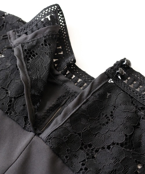 Sawa a la mode（サワアラモード）の「スリット入り花レースのハイネックトップス（シャツ/ブラウス・レディース・ブラック・FREE）」の17枚目の写真