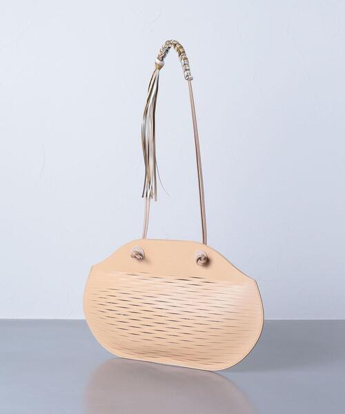 A VACATION（アヴァケーション）の「＜A VACATION（ア バケーション