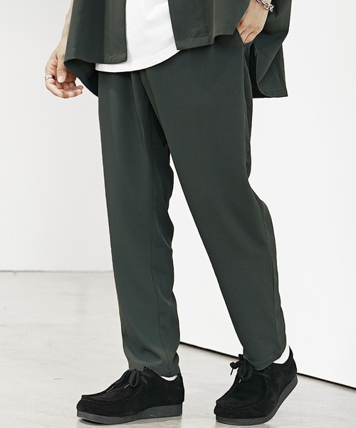 MinoriTY（マイノリティ）の「【MinoriTY】ワイドパンツ テーパードパンツ とろみ素材 メンズ【セットアップ対象商品あり】（スラックス・メンズ・ベージュ/グレー/ブラウン/ライトブルーグレー/チャコール/グレイッシュベージュ/チャコールグレー/ライトベージュ/ダークブルー/ダークグリーン・M/L/S）」の22枚目の写真