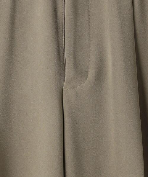 BEAUTY&YOUTH UNITED ARROWS（ビューティーアンドユースユナイテッドアローズ）の「BY ジョーゼットタックワイドパンツ2 -ウォッシャブル- о（その他パンツ・レディース・ダークグレー/モカ/ナチュラル・LARGE/MEDIUM/SMALL）」の11枚目の写真