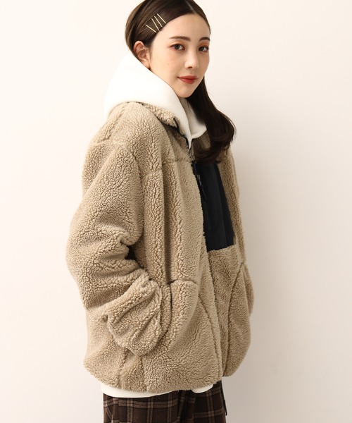 JUNRED（ジュンレッド）の「ボアフリーススタンドブルゾン（ブルゾン・メンズ・ホワイト/ブラック/ベージュ・FREE/M/L）」の4枚目の写真