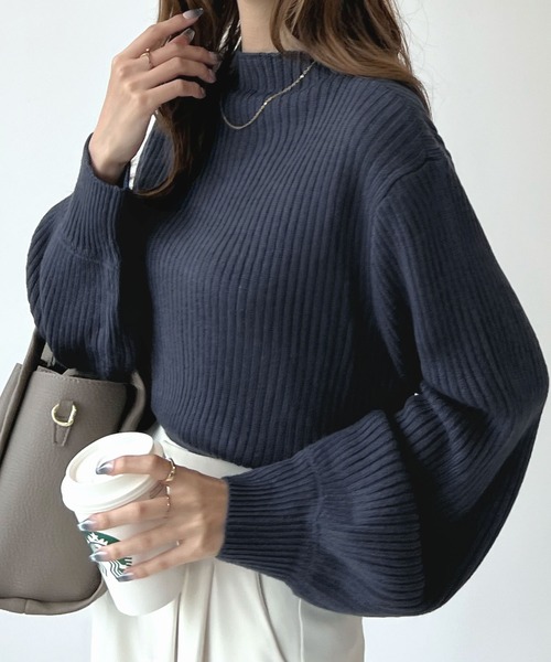 Futier land（フューティアランド）の「【新色追加】ボトルネックバルーンスリーブニット（ニット/セーター・レディース・ホワイト/ブラック/ベージュ/パープル/グレー/ライトグリーン/マスタード/テラコッタ/グレイッシュブルー/ピンク/アイボリー/グリーン/モカ/オレンジ/ブルー/ネイビー/ブラウン/レッド/グレイッシュベージュ/チャコールグレー・FREE）」の14枚目の写真