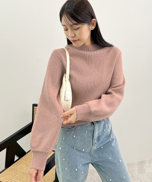 Futier land（フューティアランド）の「【新色追加】ボトルネックバルーンスリーブニット（ニット/セーター・レディース・ホワイト/ブラック/ベージュ/パープル/グレー/ライトグリーン/マスタード/テラコッタ/グレイッシュブルー/ピンク/アイボリー/グリーン/モカ/オレンジ/ブルー/ネイビー/ブラウン/レッド/グレイッシュベージュ/チャコールグレー・FREE）」の22枚目の写真