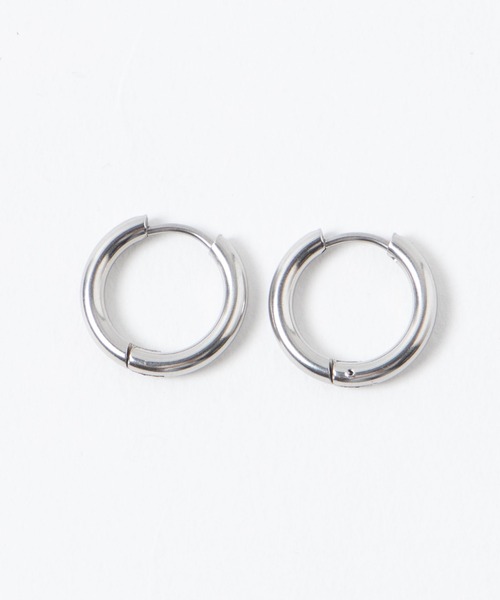 WEGO(ウィゴー)の「WEGO/ステンレスフープピアス(ピアス(両耳用)・メンズ・シルバー・MEDIUM/SMALL/LARGE)」の4枚目の写真