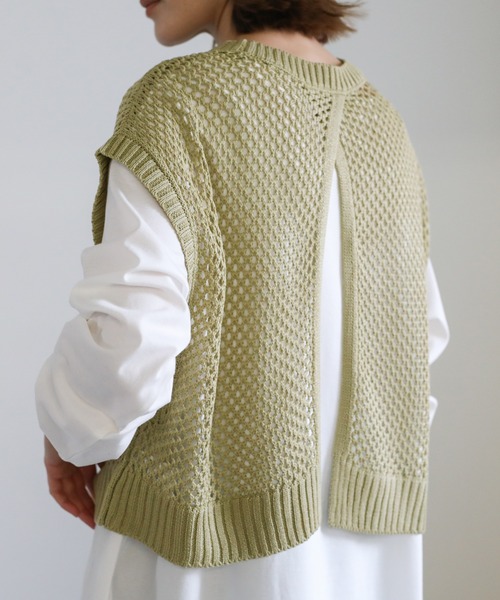 select MOCA（セレクトモカ）の「2021 SS バックスリットサマーニットショートベスト（ベスト・レディース・アイボリー/ライトカーキ/ライラック・FREE）」の12枚目の写真