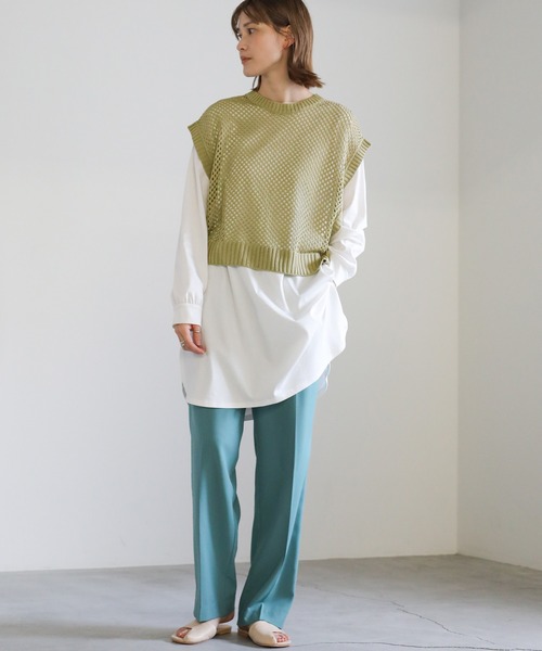 select MOCA（セレクトモカ）の「2021 SS バックスリットサマーニットショートベスト（ベスト・レディース・アイボリー/ライトカーキ/ライラック・FREE）」の5枚目の写真