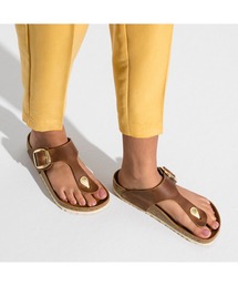 BIRKENSTOCK（ビルケンシュトック）の「ビルケンシュトック Gizeh/ギゼ　ビッグバックル　コニャック　(レギュラー)（サンダル）」