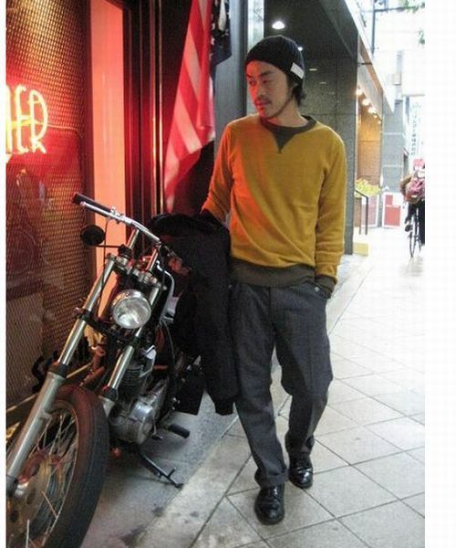 schott（ショット）の「Schott/ショット/CREW NECK SWEATER/クルーネック　セーター（Tシャツ/カットソー・メンズ・グレー/ネイビー/イエロー/バーガンディー・SMALL/LARGE/MEDIUM/X-LARGE）」の12枚目の写真