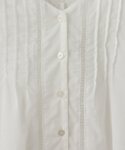 frames RAY CASSIN(フレームスレイカズン)の「【WEB限定】ピンタック×レース前後2wayブラウス(シャツ/ブラウス・レディース・ネイビー/オフホワイト・FREE)」の5枚目の写真