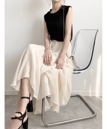 イレギュラーヘムスカート