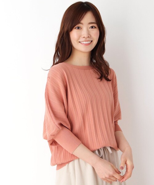 pink adobe（ピンクアドベ）の「◆【M-LL】プリーツドルマンニット（ニット/セーター・レディース・ブラック/アイボリー/ライトブルー/オレンジ・40/42/38）」の4枚目の写真