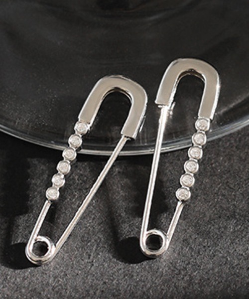 8(eight)(エイト)の「silver925 ピアス(ピアス(両耳用)・メンズ・D/E/F/G/H/J/K/L/M/N/O/P/R/B/C/A/I/Q/S・FREE)」の2枚目の写真