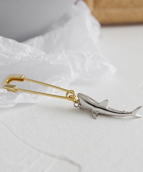 8(eight)(エイト)の「silver925 ピアス(ピアス(両耳用)・メンズ・D/E/F/G/H/J/K/L/M/N/O/P/R/B/C/A/I/Q/S・FREE)」の4枚目の写真