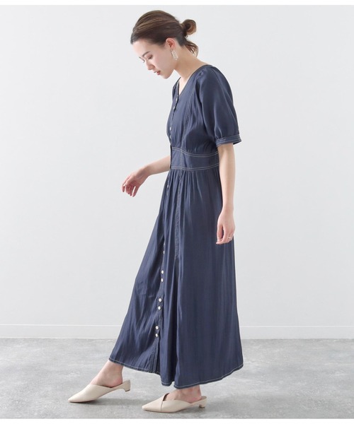 Alluge（アルージュ）の「ステッチデザインワンピース（ワンピース・レディース・ネイビー/アイボリー・FREE）」の5枚目の写真