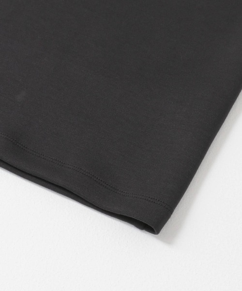 URBAN RESEARCH（アーバンリサーチ）の「モダールダンボールハイネックTシャツ（Tシャツ/カットソー・メンズ・ブルー系その他/ブラウン系その他/ブラック/ベージュ系その他・MEDIUM/LARGE）」の7枚目の写真