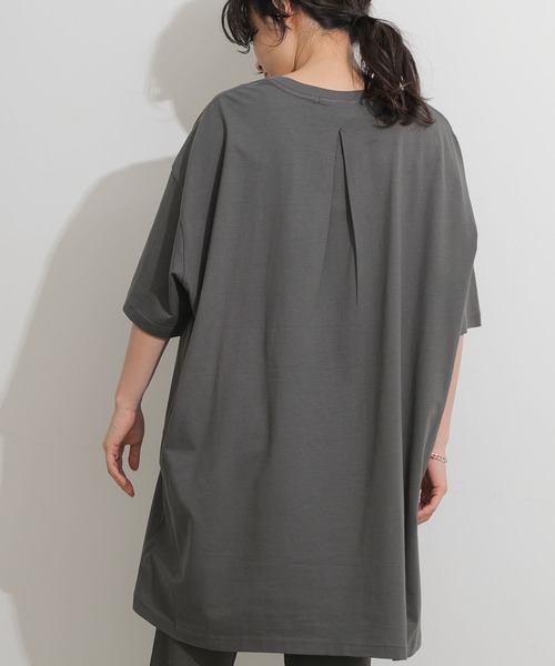 AMERICAN HOLIC（アメリカンホリック）の「バックタックドロップショルダーBIGチュニック　＊●（Tシャツ/カットソー・レディース・オフホワイト/チャコールグレー/ミント/ライトグレー/ブルー・L/M）」の3枚目の写真