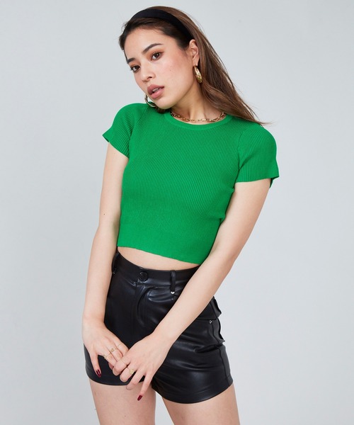 SHAGGIE（シャギー）の「バックオープンストラップトップス（Tシャツ/カットソー・レディース・ホワイト/ブラック/オレンジ/グリーン・FREE）」の6枚目の写真