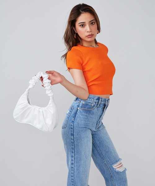 SHAGGIE（シャギー）の「バックオープンストラップトップス（Tシャツ/カットソー・レディース・ホワイト/ブラック/オレンジ/グリーン・FREE）」の14枚目の写真