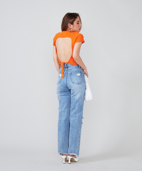 SHAGGIE（シャギー）の「バックオープンストラップトップス（Tシャツ/カットソー・レディース・ホワイト/ブラック/オレンジ/グリーン・FREE）」の17枚目の写真