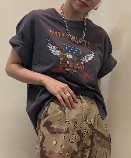 WEGO（ウィゴー）の「WEGO/ヴィンテージライクプリントTシャツ（Tシャツ/カットソー・レディース・ブラック系その他/カーキ/ベージュ/スミクロ/グリーン系その他/その他1/その他2/ダークベージュ・MEDIUM/SMALL）」の7枚目の写真