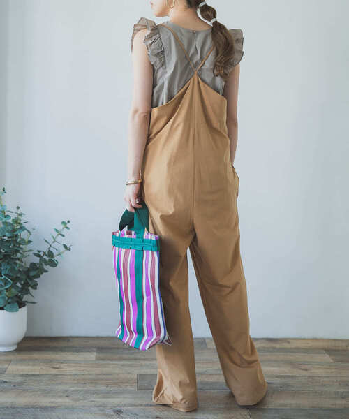 ITEMS URBANRESEARCH（アイテムズ アーバンリサーチ）の「スパンデジャージサロペット（サロペット/オーバーオール・レディース・ベージュ/ブラック/カーキ・FREE）」の7枚目の写真