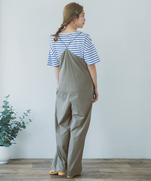 ITEMS URBANRESEARCH（アイテムズ アーバンリサーチ）の「スパンデジャージサロペット（サロペット/オーバーオール・レディース・ベージュ/ブラック/カーキ・FREE）」の15枚目の写真