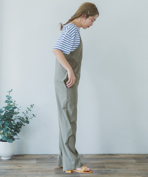 ITEMS URBANRESEARCH（アイテムズ アーバンリサーチ）の「スパンデジャージサロペット（サロペット/オーバーオール・レディース・ベージュ/ブラック/カーキ・FREE）」の16枚目の写真