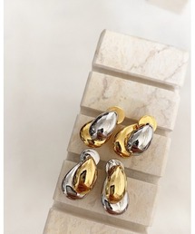 バイカラーぷっくり雫ピアス