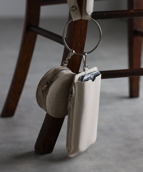 Bonjour Sagan（ボンジュールサガン）の「マルチショルダーポーチ（ショルダーバッグ・レディース・ブラック/ブラウン系その他/アイボリー・FREE）」の2枚目の写真