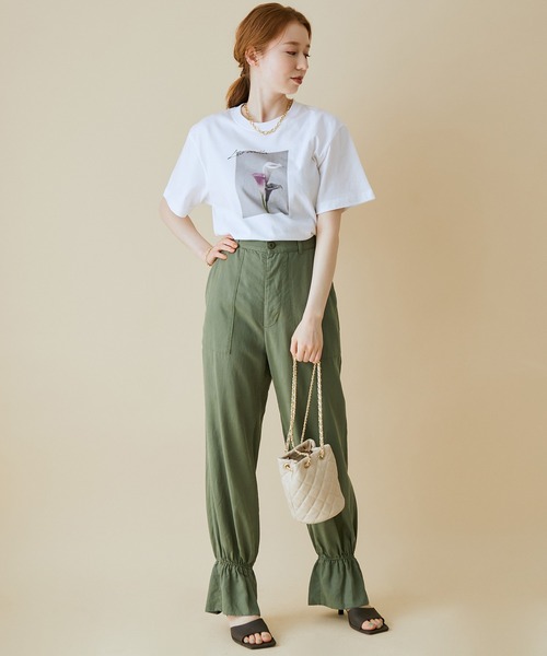 MADEMOISELLE ROPE'(マドモアゼル ロペ)の「<春まで使える>【セットアップ対応】フィブリルベイカーパンツ(カーゴパンツ・レディース・カーキ/スミクロ・38/36)」の8枚目の写真